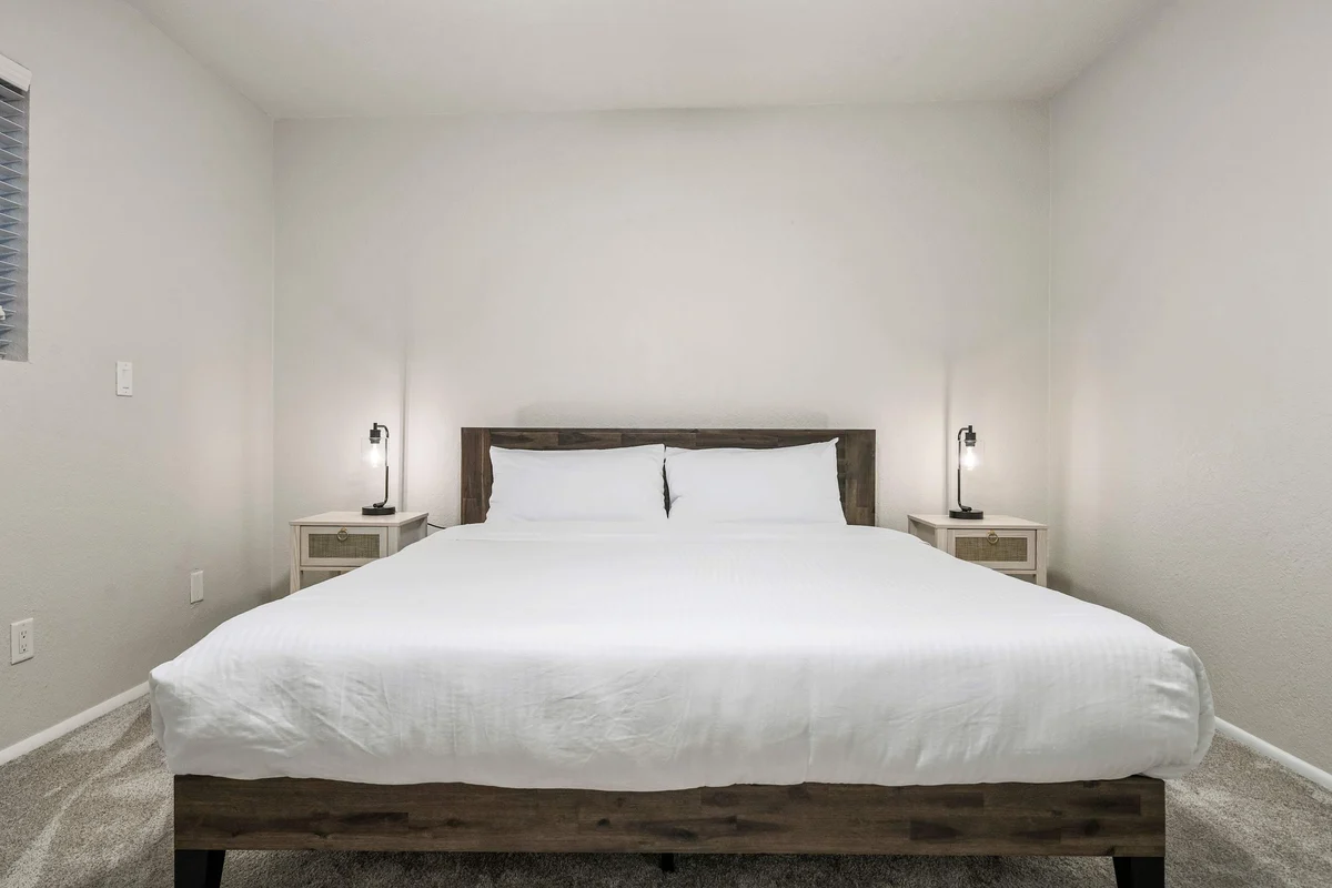 Bedroom image 1