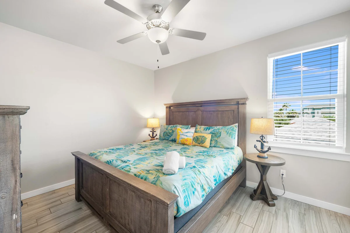 Bedroom image 1