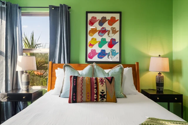 Bedroom image 1