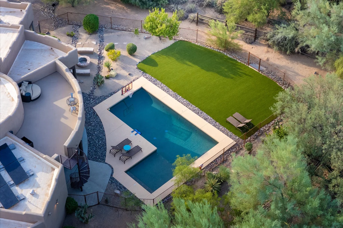 Home in Scottsdale property photo 3