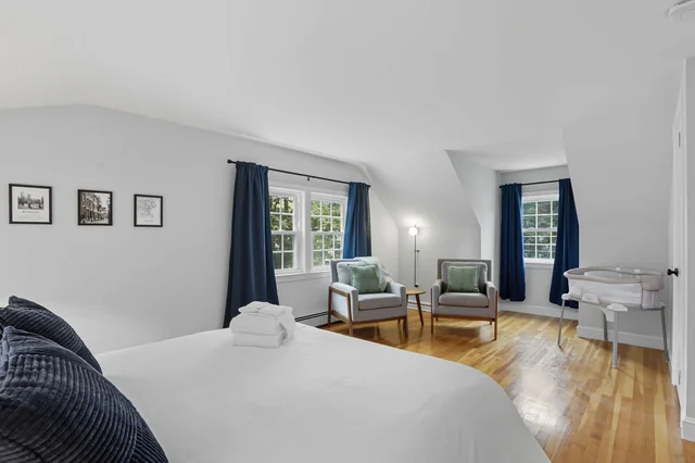 Bedroom image 1