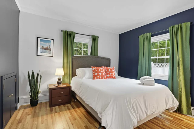Bedroom image 1
