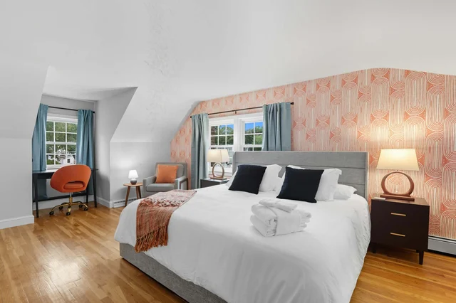 Bedroom image 1