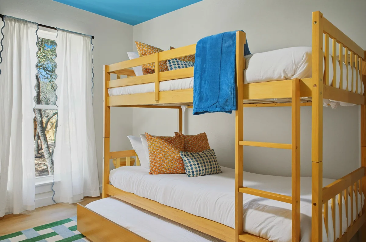Bedroom image 1