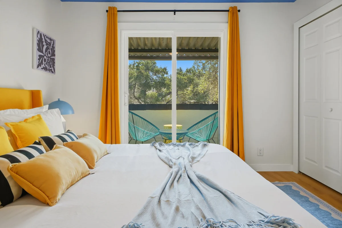Bedroom image 1
