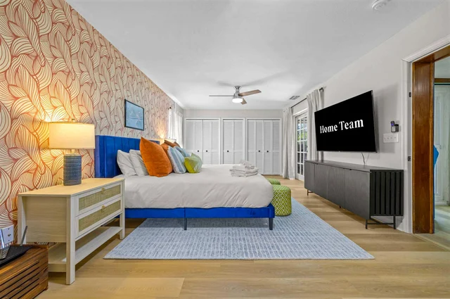 Bedroom image 1