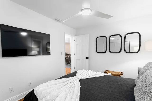 Bedroom image 1