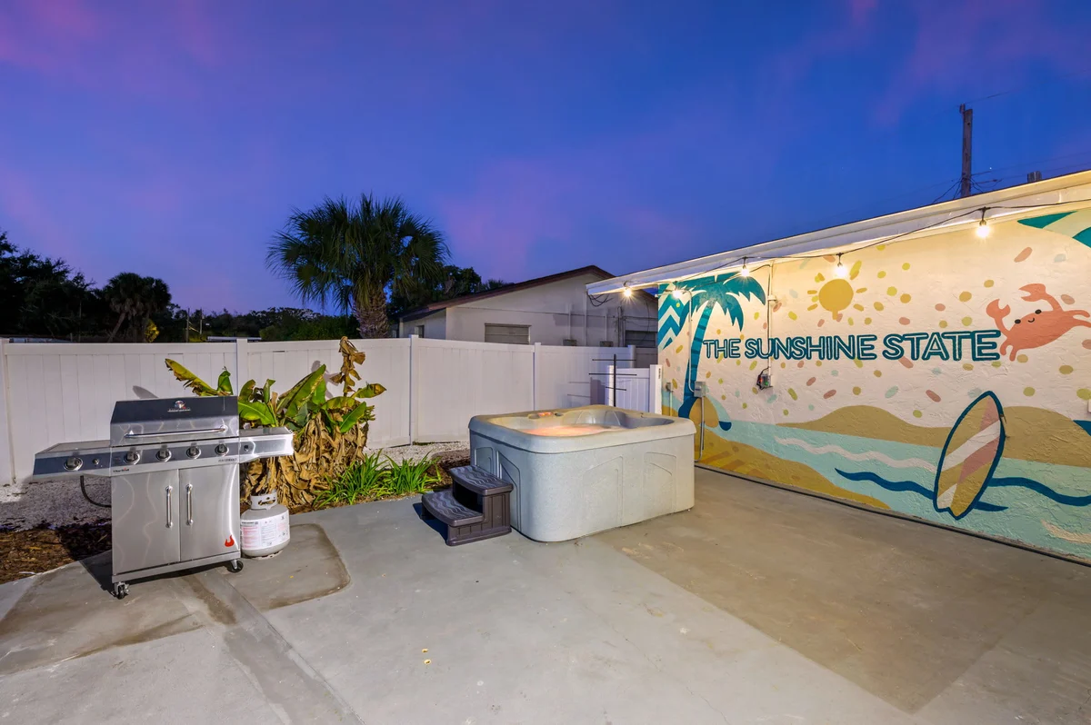 Pastel Palms, Resort Pool, Hot Tub & Sport Court property photo 5