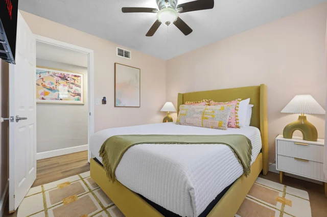 Bedroom image 1