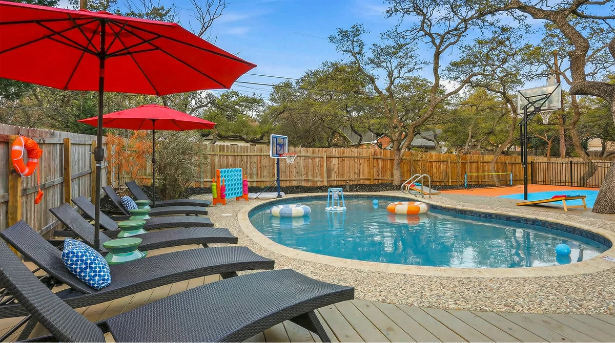 Home in San Antonio property photo 2