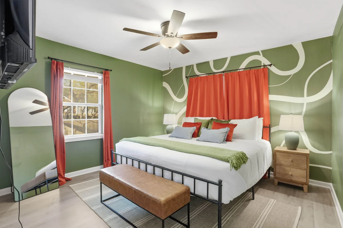 Bedroom image 1
