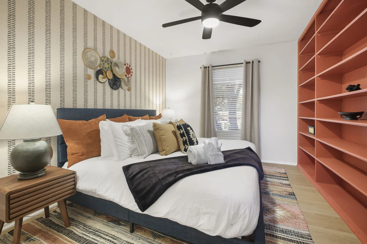Bedroom image 1