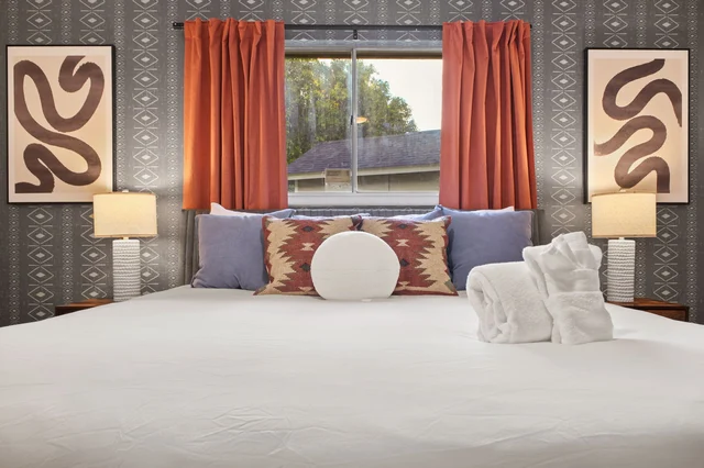 Bedroom image 1