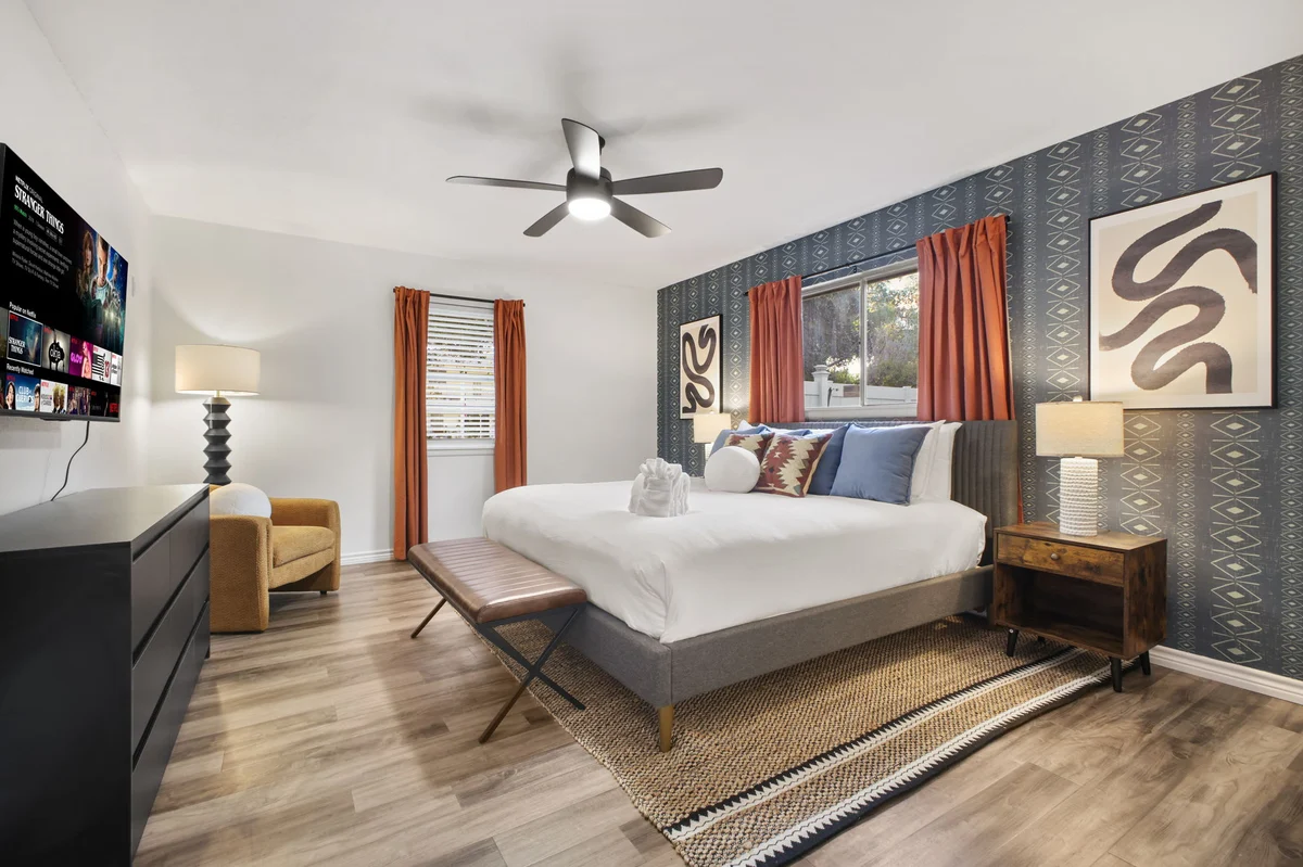 Bedroom image 1