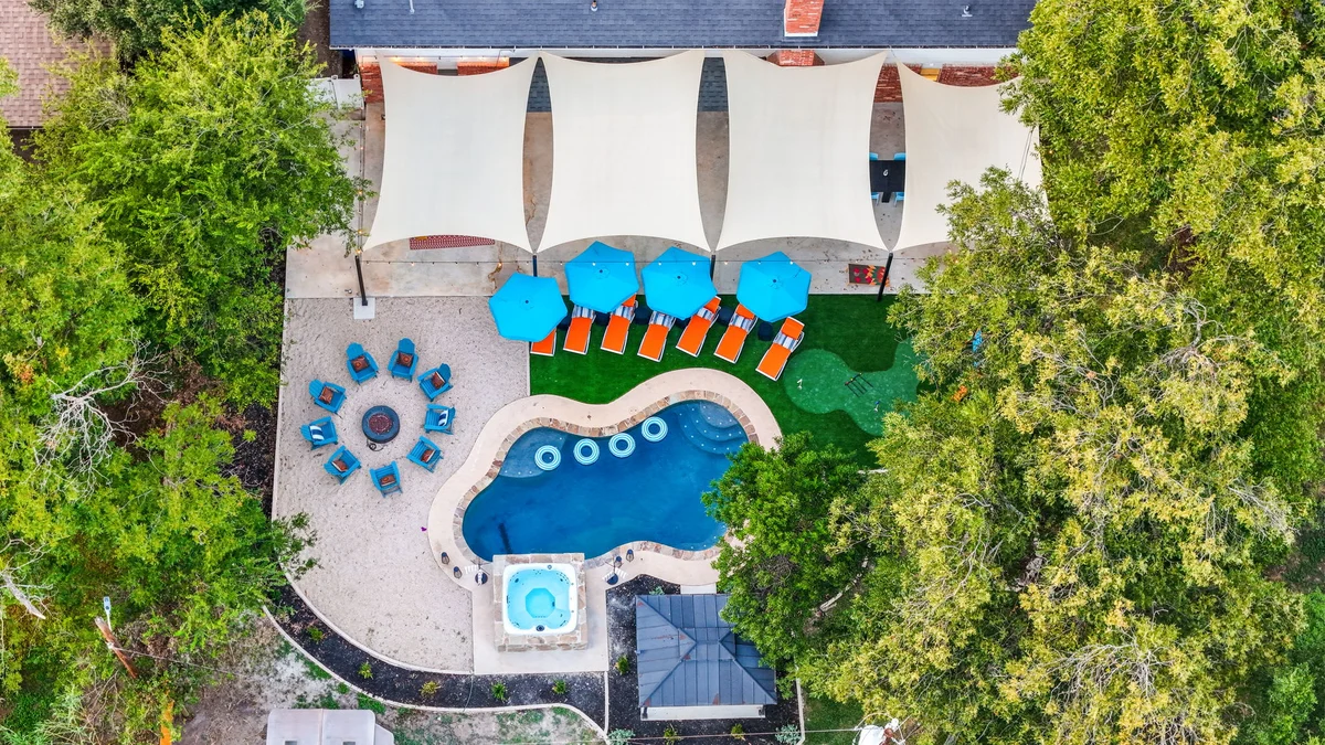 Home in San Antonio property photo 5