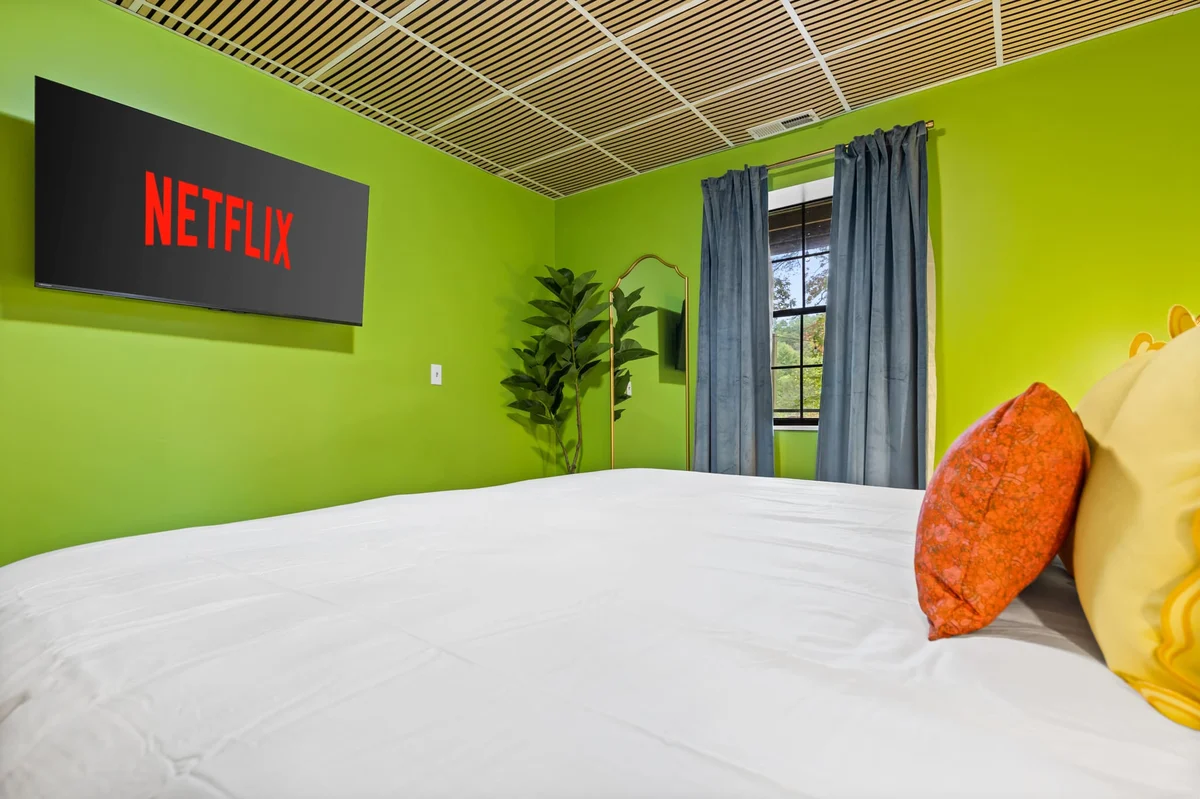 Bedroom image 1