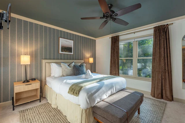 Bedroom image 1