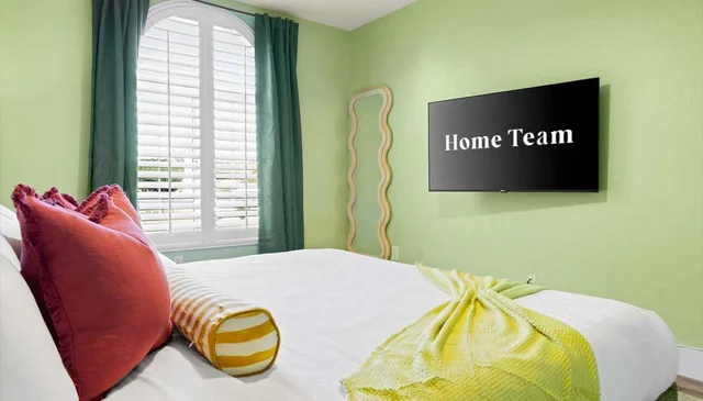 Bedroom image 1