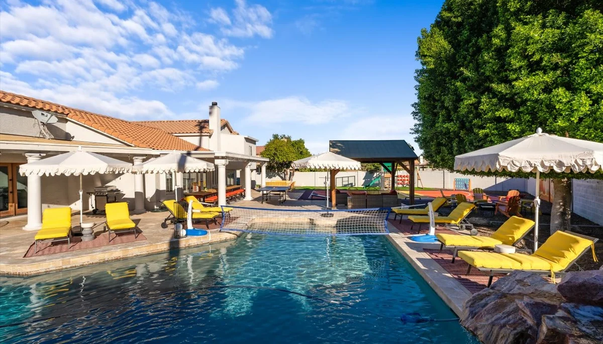 Desert Playground, Pool, Cold Plunge & Arcade property photo 2