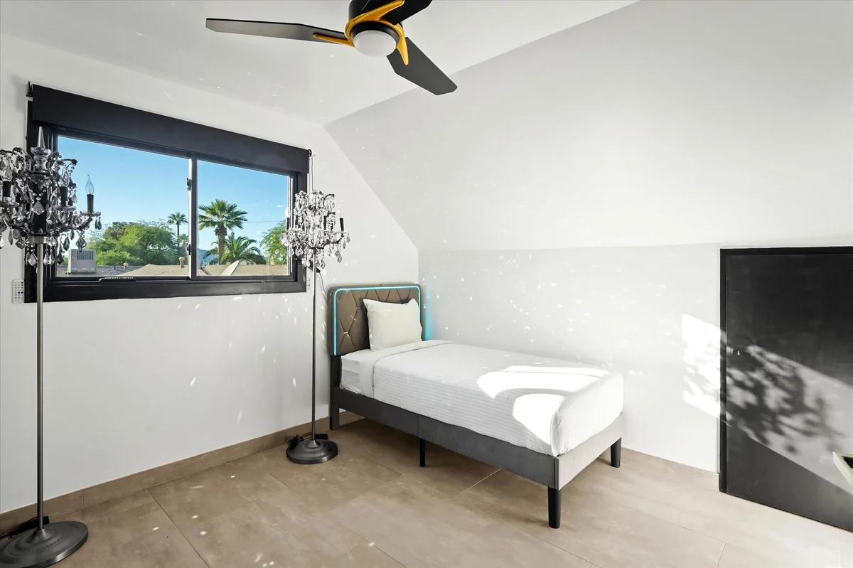 Bedroom image 1