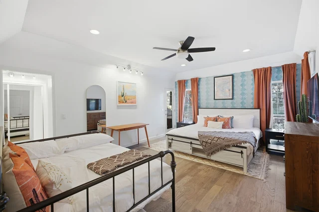 Bedroom image 1