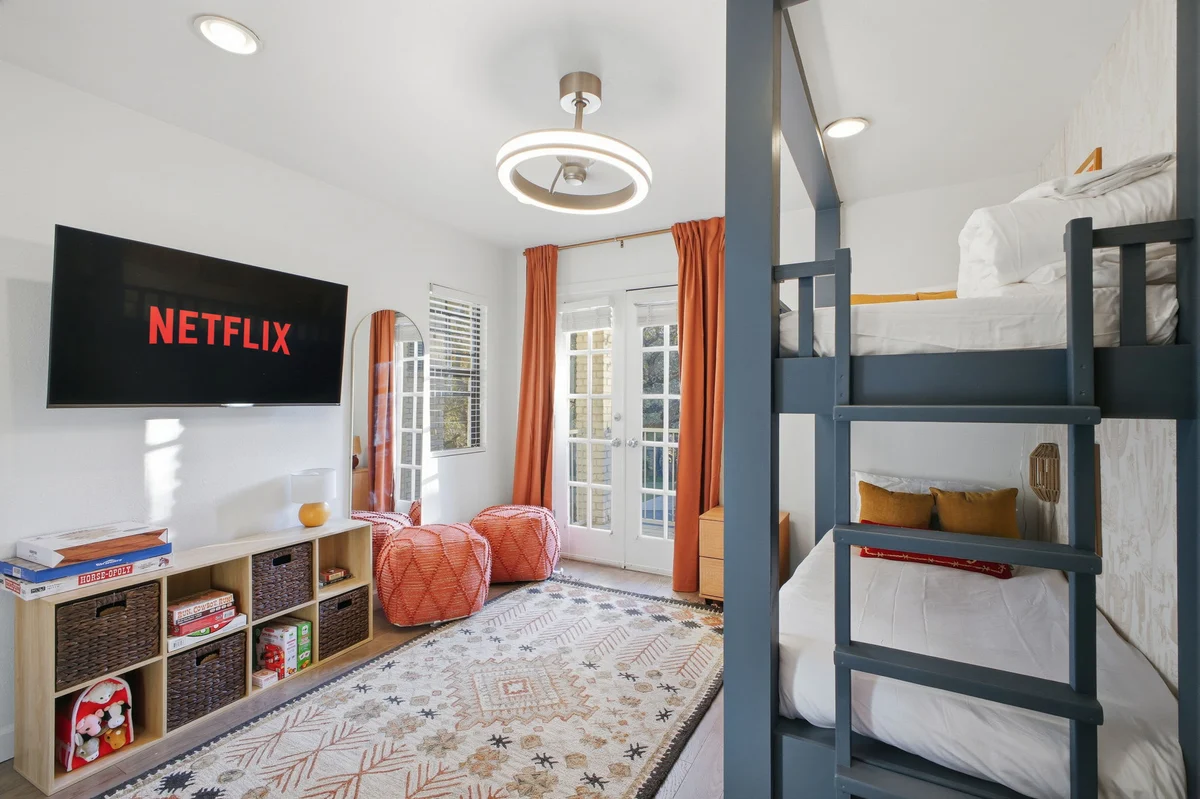 Bedroom image 1