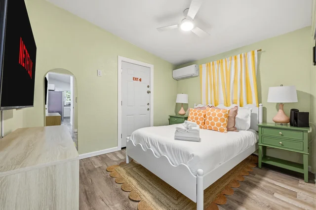 Bedroom image 1