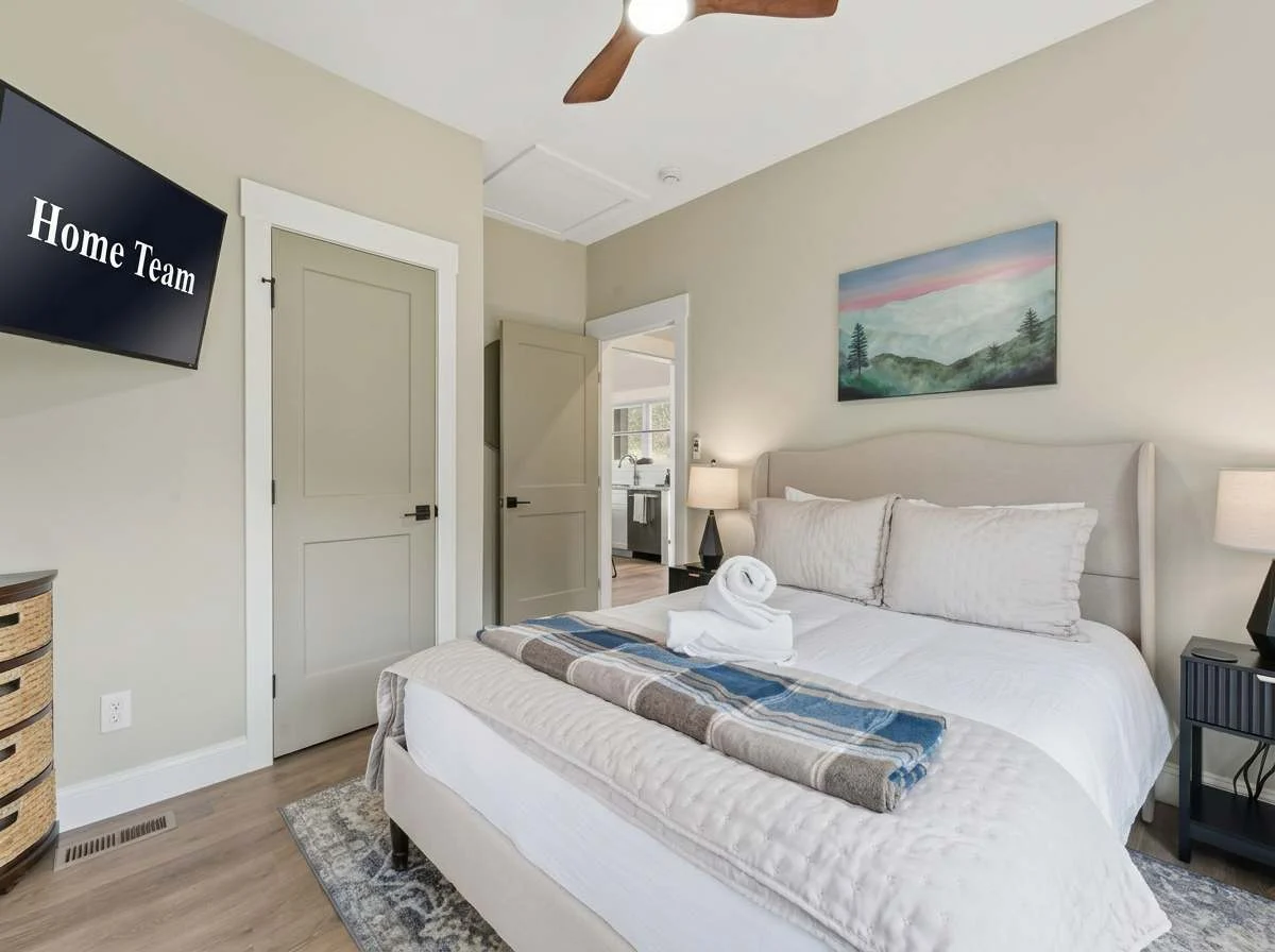 Bedroom image 1