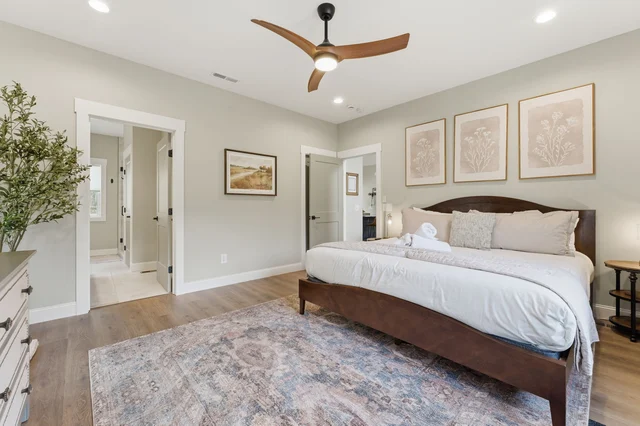 Bedroom image 1