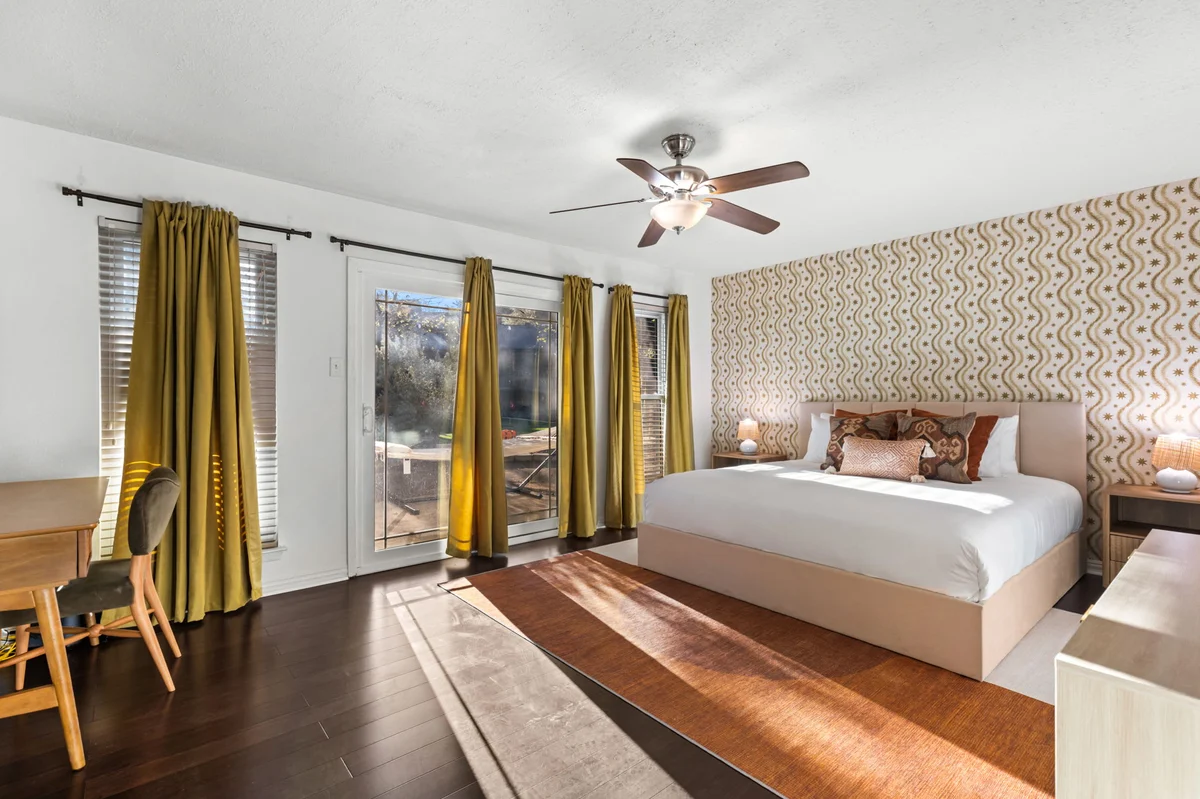 Bedroom image 1