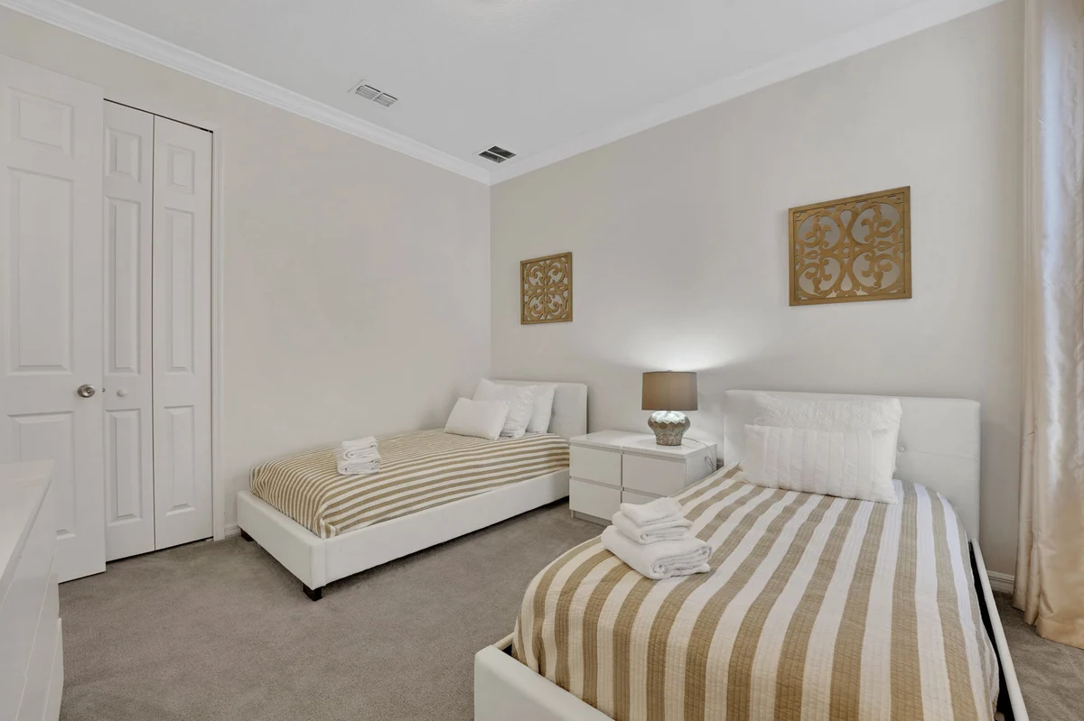 Bedroom image 1