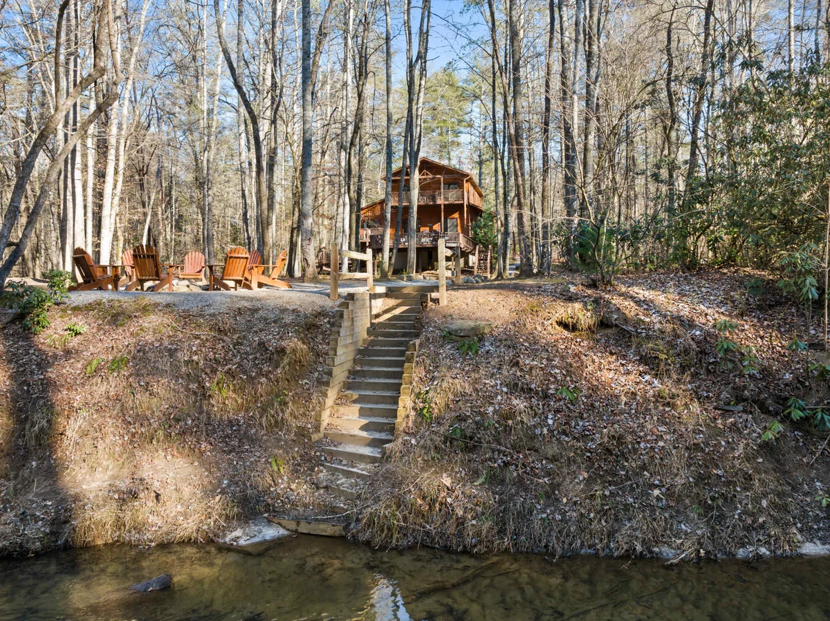 Home in Blairsville property photo 4