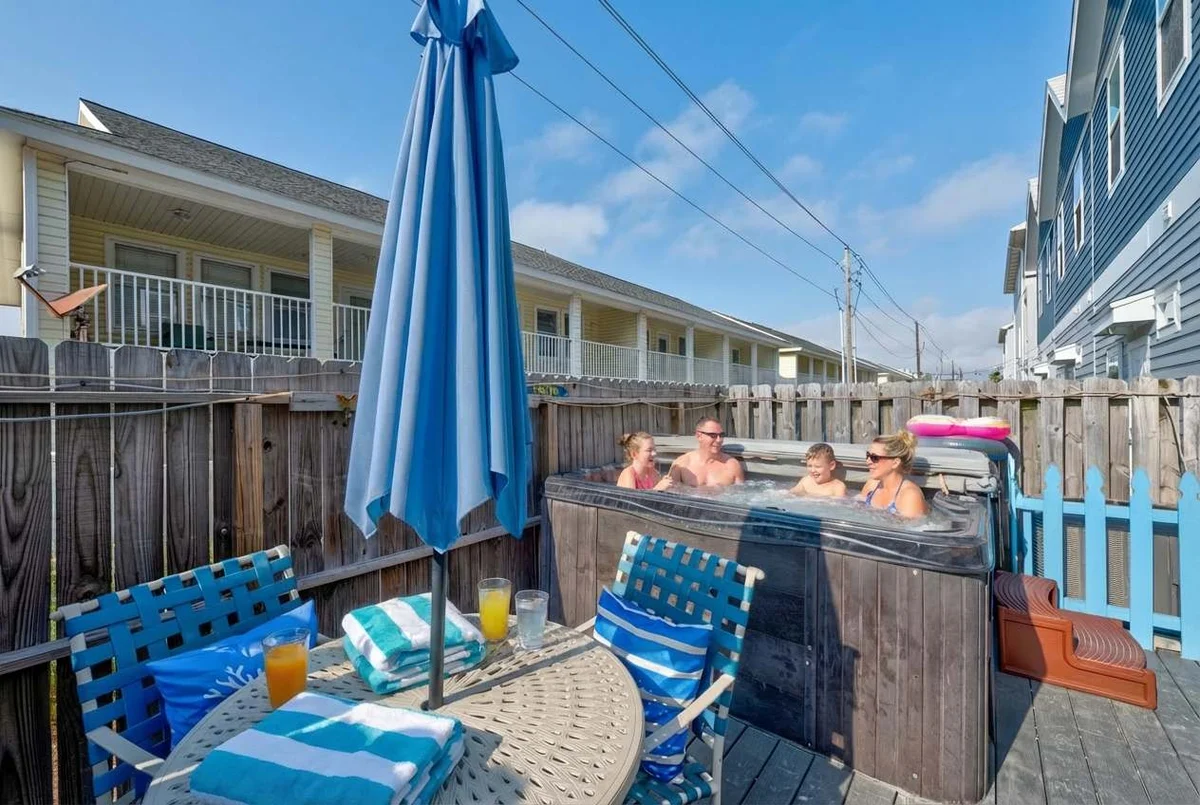 Walk to Beach Private Hot Tub Pool Dog Friendly property photo 3