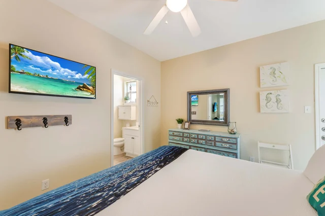 Bedroom image 1