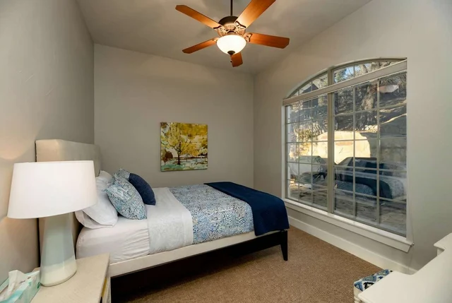 Bedroom image 1