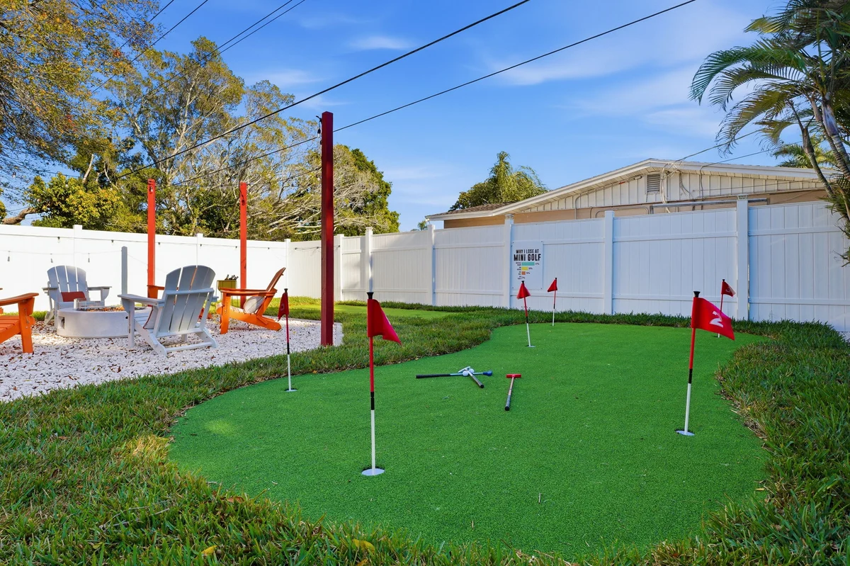 Home in South Bradenton property photo 2