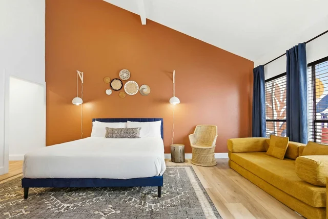 Bedroom image 1
