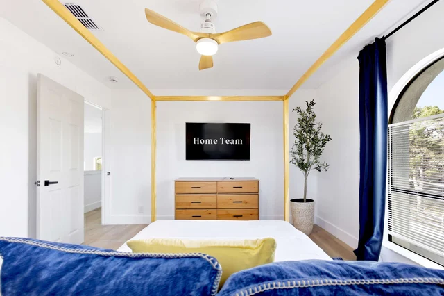 Bedroom image 1