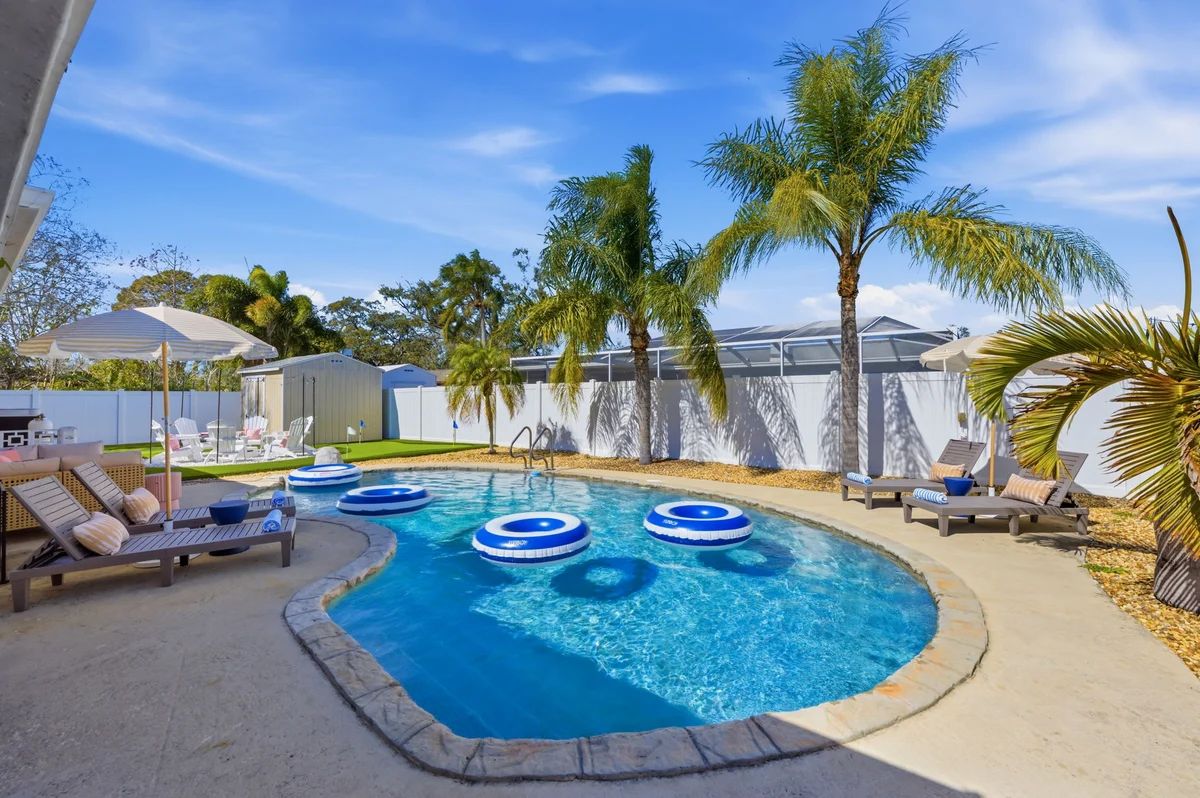 Home in Seminole property photo 3
