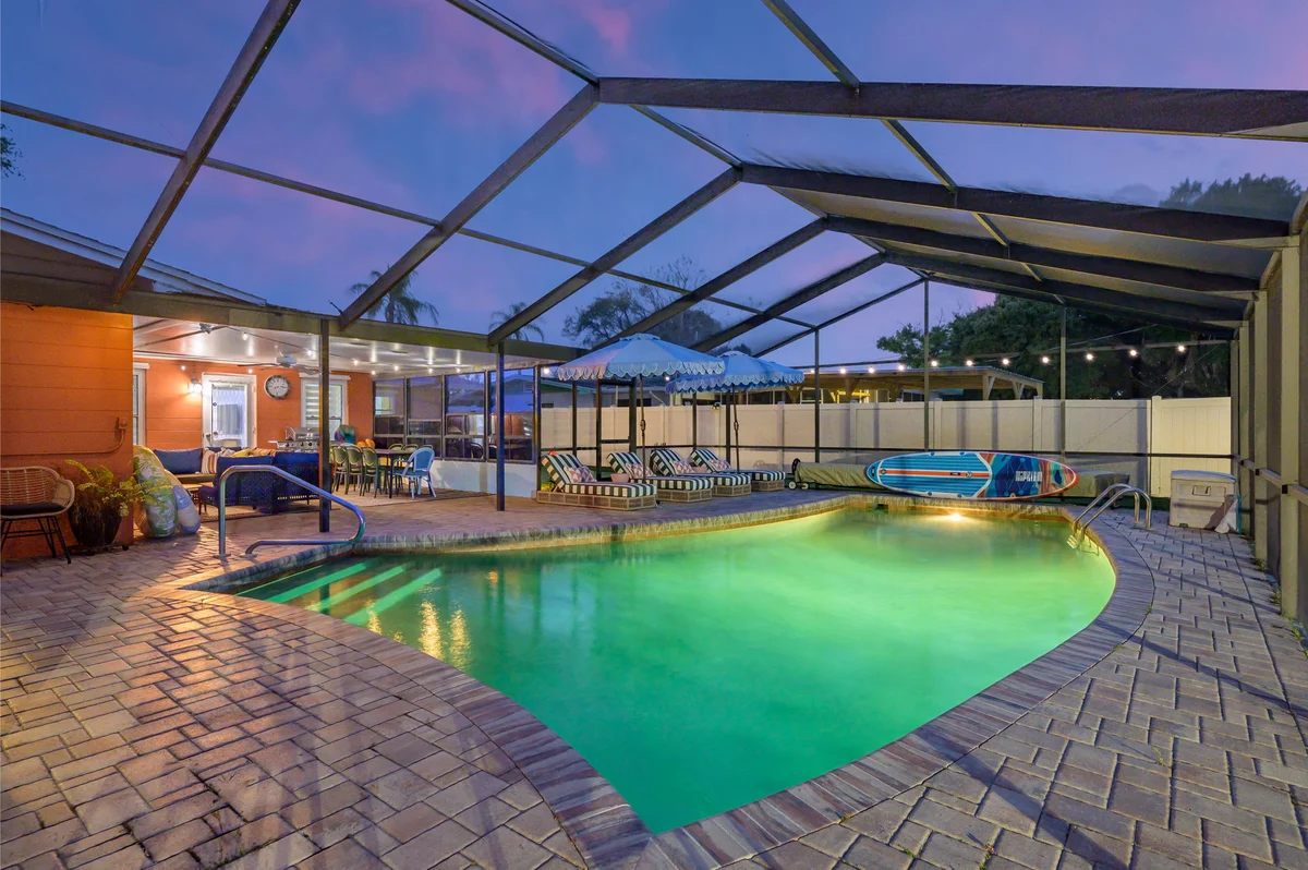Home in South Bradenton property photo 2