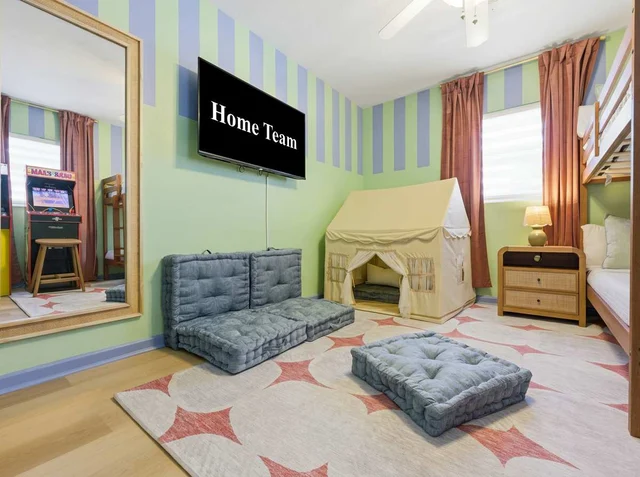 Bedroom image 1