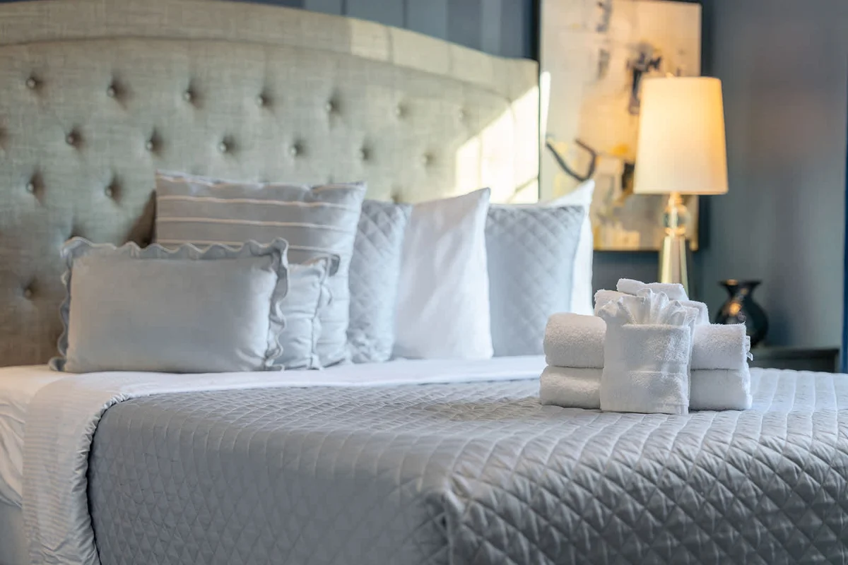 Bedroom image 1