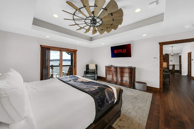 Bedroom image 1
