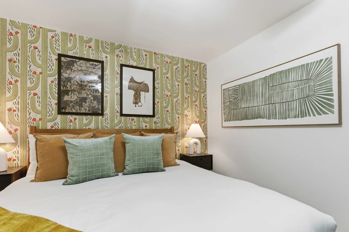 Bedroom image 1