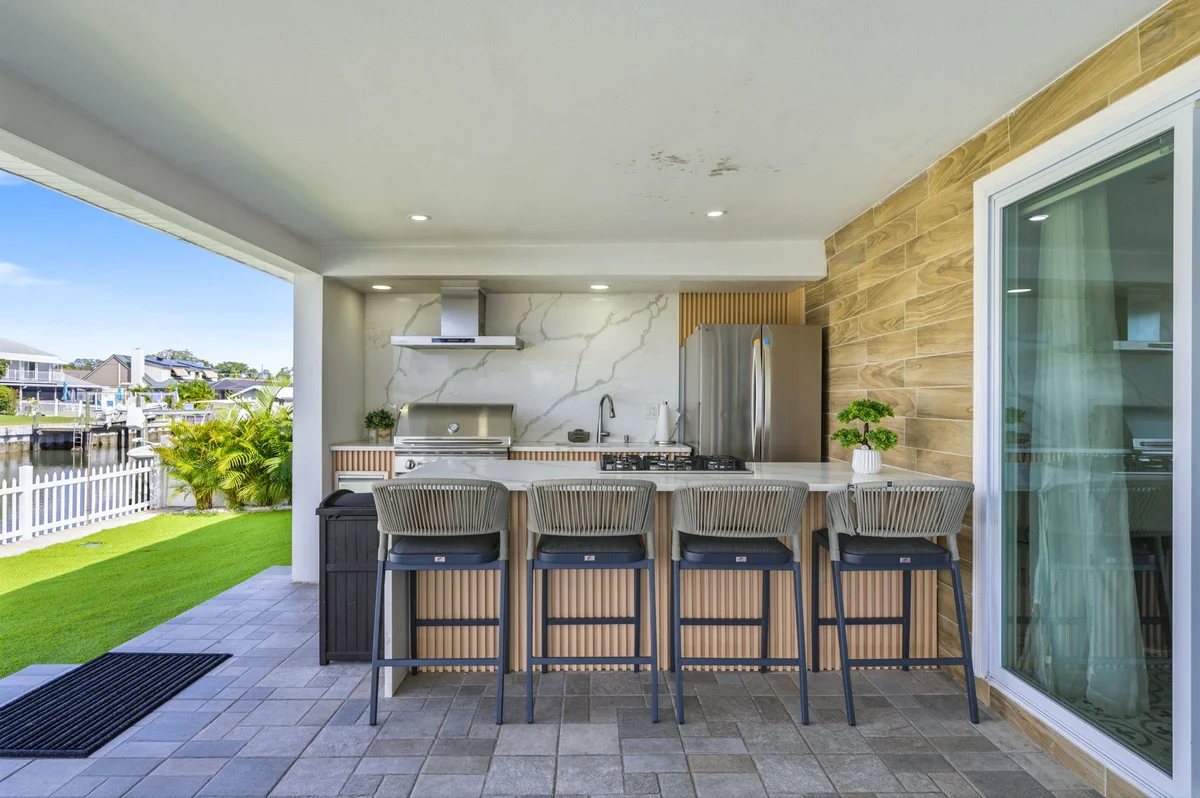 Waterfront Oasis Gym Heated Pool Fire Pit property photo 5