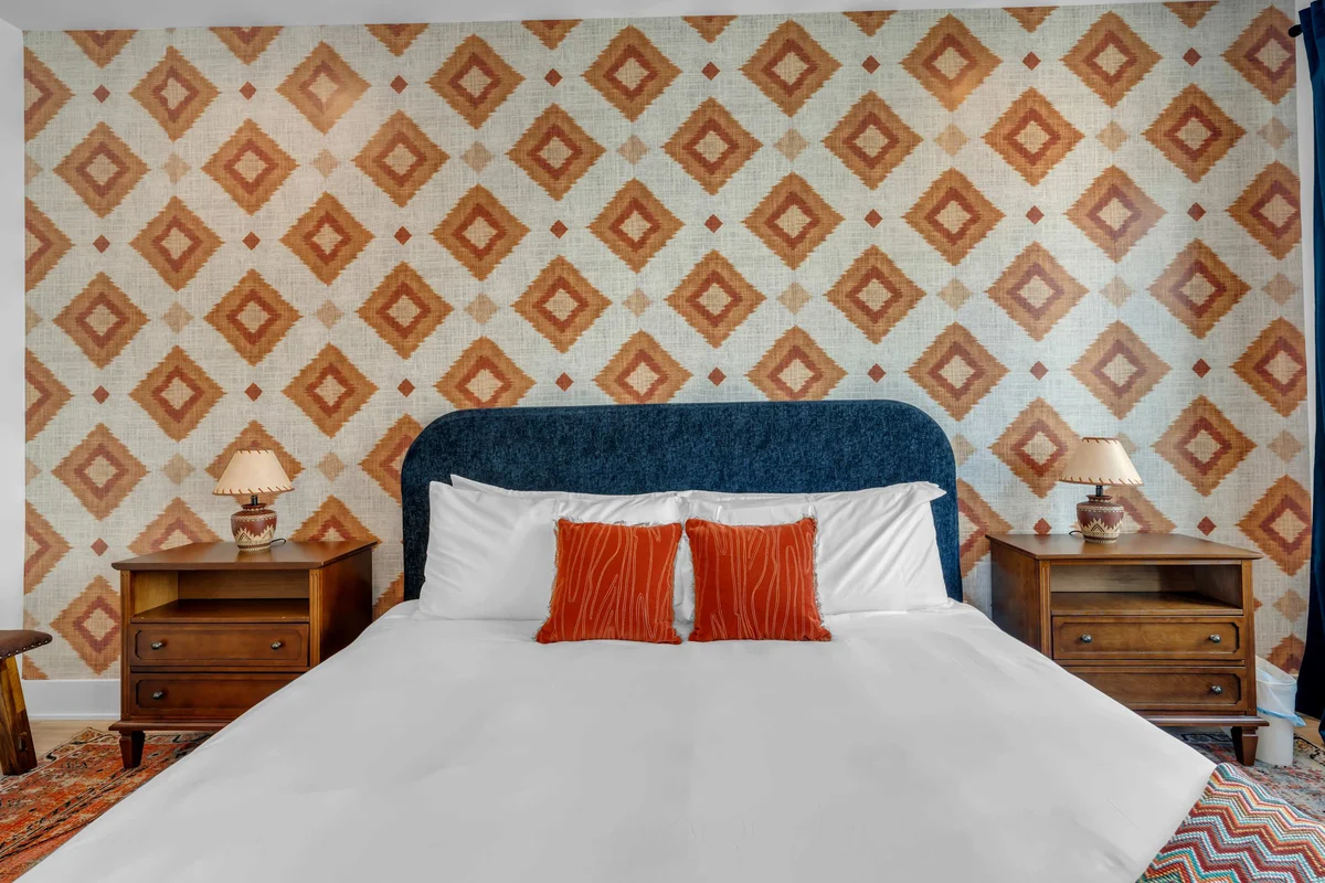 Bedroom image 1