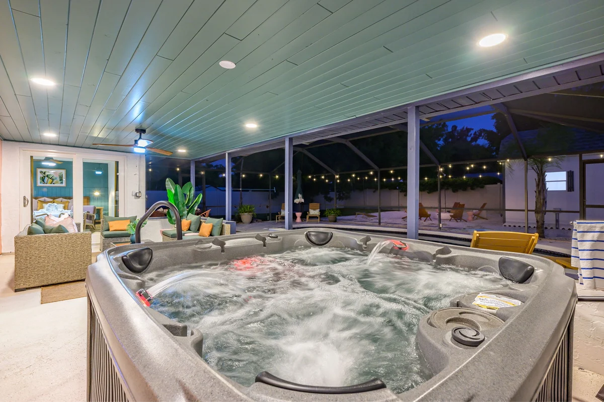 Home in Bradenton property photo 2