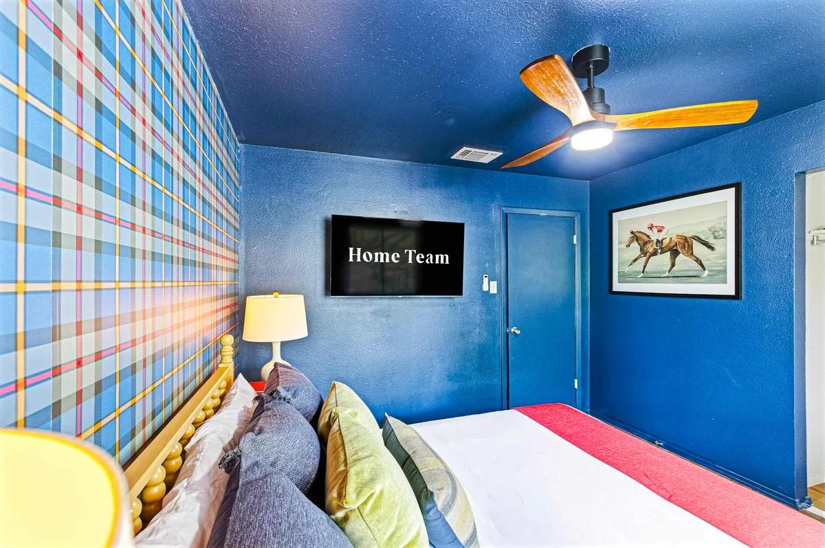 Bedroom image 1
