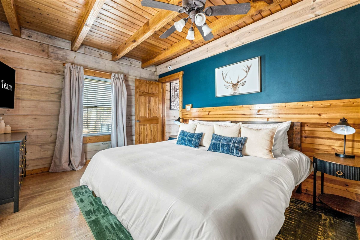 Bedroom image 1