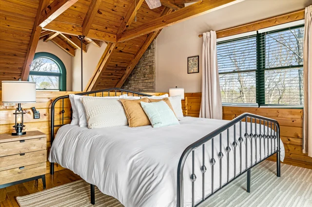 Bedroom image 1
